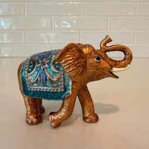RUCINNI Elephant Jeweled Trinket Box with SWAROVSKI Crystals